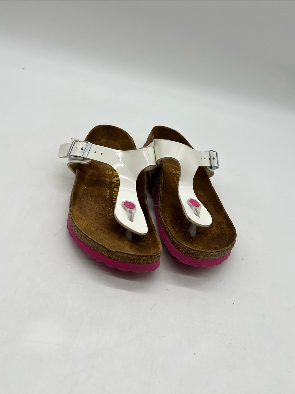 Birkenstock Gizeh Women Sz 7 Narrow White Patent Birko-Flor Thong Sandals Shoes